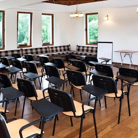 Hotel семеен 1876 Apriltsi (Lovech)