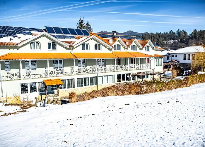 酒店 семеен 1876 阿普里尔齐