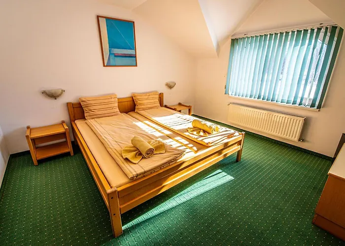 酒店 семеен 1876 阿普里尔齐